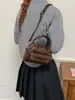 Bolso de hombro versátil transfronterizo otoño 2026 para mujer, bolso cruzado ligero para el día a día, bolso de mano retro moderno