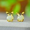 Brincos de moda com contas redondas de jade Hetian e jade branco com incrustações de cobre brincos de jade dourado brincos fornecimento direto atacado