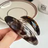 Pinza para el Cabello Curva de Acetato Imitación con Resorte para Mujer, Pinza Horizontal de Alta Gama para la Parte Posterior de la Cabeza, Pinza Grande Nueva para Peinados Recogidos