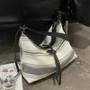 Bolso de hombro de moda casual nuevo de otoño transfronterizo, gran capacidad, ligero, bolso tote cruzado para mujer