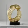 Recursos financeiros presente de inauguração sala de estar abstrata armário de vinho armário de TV acessórios para casa transfronteiriços ornamentos de decoração de escritório