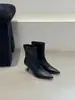 Botas curtas de salto alto estilo francês com bico fino para mulheres, nova coleção outono 2026