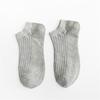 Nuevos calcetines casuales de color liso para hombre, imitación de doble puntada recta, calcetines tipo barco, calcetines de algodón transpirables, calcetines para hombre, venta directa de fábrica