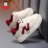 Zapatos infantiles Babu Dou, zapatillas blancas para niños y niñas, nuevo modelo otoño 2026, zapatillas deportivas de cuero para niños, zapatos casuales para niñas