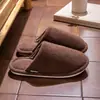 Pantuflas de Algodón para Hombre, Nuevo Modelo Invierno 2025, Tejido de Algodón y Lino para Hombre de Invierno, Antideslizantes, Antiolor, Pantuflas de Piso para Todas las Estaciones para Uso en Casa, para Mujer