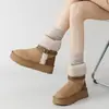 Botas de nieve para mujer de gamuza, suela gruesa, forradas de felpa, nuevo modelo invierno 2026, antideslizantes, resistentes al desgaste, zapatos cortos de algodón cálidos