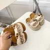 Lindos zapatos de mujer estilo Birkenstock de dibujos animados, nueva colección primavera/otoño 2026, sandalias sin cordones con lazo y diseño de pez gato, disponibles en estilos a juego para padres e hijos