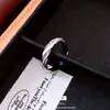 Anel Transfronteiriço com Zircônias, Textura Plissada Torcida, Design Único, Estilo Minimalista, Anel para Dedo Indicador, Joia Fashion e Elegante para Mulheres