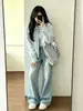 Jeans de pierna ancha de color claro para mujer, nueva colección de otoño, talla grande, corte holgado, efecto adelgazante, adecuados para figuras tipo pera, con un diseño de pierna recta y fluido