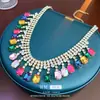 Colar Quadrado com Pingente de Franja Cravejado de Diamantes Personalizado Francês, Corrente Clavícula de Temperamento Exquisito, Atacado de Fabricante de Colares de Luxo Leve e de Alta Qualidade