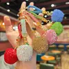 Pingente Chaveiro de Carro Pequena Maçã 3D Cravejado de Strass Transfronteiriço, Acessório Versátil para Bolsas Femininas, Charme de Luxo, Pequeno Presente