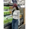 Toma Real de Camiseta Básica de Manga Larga con Cuello Redondo Ajustada Estilo Coreano de Primavera con Diseño de Espina de Pescado para Mujer 96862