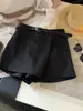 Calça Saia Curta Estilosa de Algodão Lavado para Mulheres Petite, Novo Estilo de Verão, Saia Curta Casual Reta Irregular em Linha A, Justa ao Corpo