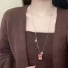 Collar Colgante de Oso Cafetero Marrón Retro para Mujer, Cadena de Suéter de Diseño de Nicho de Lujo Ligero, Cadena para Clavícula de Otoño e Invierno