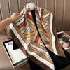 Pañuelo cuadrado pequeño de 90 cm pañuelo de seda vintage pañuelo de seda con estampado de letras tridimensional para dama nuevo pañuelo profesional pañuelo de satén venta al por mayor