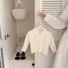 Roupa de outono para bebê menina: suéter de tricô com tranças e gola, blusa de tricô com gola de boneca vazada e torcida para bebê, blusa de puxar macia