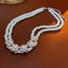 Collar Choker de Doble Capa Apilada de Lujo Ligero con Incrustaciones de Diamantes de Imitación y Perlas de Imitación, Francés de Nicho de Alta Gama, Elegante Cadena para Clavícula para Mujer