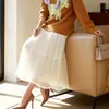 Falda de retazos romántica de terciopelo y malla para mujer, diseño de nicho estilo francés, otoño e invierno, falda plisada de color liso de cintura alta