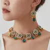 Moda Europea y Americana Estilo Étnico de Oriente Medio Set de Collares Retro Calado Cristal de Gota Elegante Exagerado Collar y Pendientes para Mujer