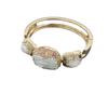 Pulsera de turmalina y perla barroca natural de forma especial, pulsera de gemas personalizadas europeas y americanas francesas de la Edad Media con preservación del color.