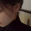 Pendientes de Perla con Líneas Geométricas de Aguja de Plata S925 Seleccionados Cuidadosamente Moda Versátil Pequeños Exquisitos Personalidad Estilo Ins