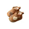 Botas de nieve para niños invierno nuevo estilo dibujos animados para niños zapatos de algodón con terciopelo extra gruesos para niñas pequeñas antideslizantes cálidos zapatos de algodón grandes