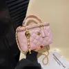 Bolso de Mano Transfronterizo Estilo Nuevo, Bolso Cuadrado Pequeño de Moda Retro, Bolso Cruzado de Hombro Versátil Pequeño para Mujer Acolchado Estilo Chanel con Cadena