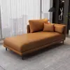 Sillón de lujo moderno minimalista para sala de estar, dormitorio, hotel o casa de huéspedes; una silla reclinable cómoda para usar junto a la cama; un sofá pequeño