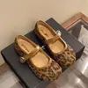 Populares zapatos de gamuza retro franceses para mujer, nuevos zapatos Mary Jane Birkenstock de otoño 2026, zapatillas de ballet que aumentan la altura