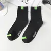 Calcetines de Otoño para Hombre, Calcetines de Algodón de Color Sólido, Caña Media Larga, Resistentes al Desgaste, Absorbentes de Sudor, Calcetines para Hombre Anti-Olor, Calcetines Deportivos Juveniles, Calcetines Zhuji