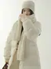 Chaqueta de plumón con capucha de alta gama transfronteriza con cintas para mujer, moda de invierno 2025, abrigo grueso para pareja hasta la rodilla, popular