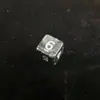 Venta al por mayor Dados de Seis Caras de 16 mm, Angulares Rectos, Color Sólido, Dados de Colores con Números, Varios Dados Transparentes de Colores para Lanzar