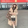 Nuevo Abrigo de Algodón con Plumón para Mujer de Longitud Media por Encima de la Rodilla Estilo Coreano Holgado para Pareja Estudiante Abrigo de Algodón Engrosado Invierno 2025