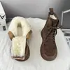 2026 Inverno Novo Aumento de Altura Plus Veludo Algodão Sapatos Quentes Sola Grossa Botas de Neve Estilo Quente Moda Botas de Cano Alto Martin Botas Femininas