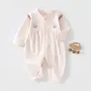 Mono de exterior lindo para bebé niña, mameluco de algodón puro para bebé de primavera y otoño, costura sin costuras Clase A