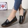 Zapatos tipo gorro de talla grande transfronterizos para mujer, zapatos blancos de piel de vaca, zapatos planos huecos de enfermera, zapatos de mamá de suela suave, nuevo estilo de verano