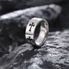 Anillos de Acero de Titanio de Venta Caliente Transfronterizos Europeos y Americanos, Anillos Negros Modernos y Sencillos, Joyería para Hombres que No se Desvanece, Venta Directa de Fabricantes