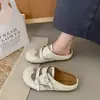 Zapatos Birkenstock de Malla Hueca Estilo Británico para Mujer 2026 Primavera Verano Nuevos Planos Suela Suave Sin Cierre Persona Perezosa Punta Cerrada Medias Zapatillas