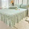 Nuevo Estilo 2024 Juego de Tres Piezas de Falda de Cama 100% Algodón Colcha de Una Pieza Sábana de Cama 100% Algodón con Volante Estilo Coreano Protector de Cama General para Cuatro Estaciones