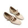 Zapatos Mary Jane retro de estilo francés con punta cuadrada para mujer, nuevos zapatos de tacón alto para otoño 2026 para combinar con faldas, zapatos pequeños de cuero con correa de hebilla