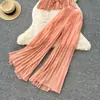 Traje de Vacaciones Puro Deseo para Mujer, Atmosphere, Tirante Halter, Top Irregular Plisado, Pantalones Anchos de Cintura Alta, Traje Casual