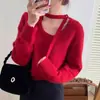 Diseño de color liso con cuello halter y cintas, suéter de cuello redondo bajo para mujer, nuevo estilo de otoño e invierno, tejido de punto pullover suave y acogedor para mujer