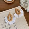 Estilo de viaje de vacaciones retro exagerado geométrico tejido de paja aretes girasol mariposa aretes accesorios para fotos