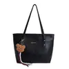 Bolsa Tote Grande Capacidade Fashionável para o Dia a Dia Nova Coleção Primavera 2026 Vintage Simples Elegante Casual Bolsa de Ombro Tendência