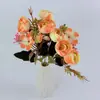 Venda Direta Transfronteiriça Estilo Europeu 5 Pétalas Broto de Chá de Outono Pequeno Ramo Flores Artificiais Ornaments para Hotel Alojamento em Casa Decoração de Casamento Flores Artificiais