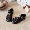 Sandalias Cerradas para Niñas Suela Suave Hueca Zapatos Romanos Estilo Verano 2026 Zapatos Infantiles Sandalias de Princesa para Niñas Pequeñas