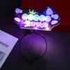 Barra Luminosa de Mano Accesorios de Ambiente Feliz Cumpleaños Arreglo de Ambiente Luminoso Aro para el Pelo con Purpurina para Niños y Niñas
