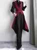 Traje de uniforme de otoño blanco con solapa de pico, frac, cola larga, corte entallado, ceñido a la cintura, chaqueta chaleco larga, moderno