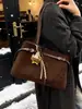 Nuevos Bolsos de Mano Más Vendidos Otoño e Invierno 2025, Bolsos Tote de Cuero de Moda y Versátiles del Mismo Estilo, Correas Anchas para el Hombro, Bolsos Cruzados para Mujer de un Solo Hombro