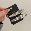 Pinza para el Cabello de Metal Plateado de Alta Gama para Mujer, Elegante y Único Clip de Pato Hueco con Forma de Ola, Pinza para Flequillo de la Frente, Pasador Lateral para el Cabello